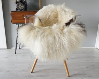 Rare Long Wool Icelandic Sheepskin Rug: Ethically Sourced Shaggy Throw