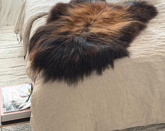 Grande tappeto islandese in pelle di pecora | Vera pelle singola | Lungo e morbido tappeto in pelliccia | Decorazione per la casa in stile giapponese | Marrone e nero