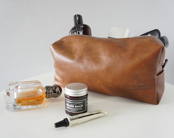 Handmade Leather Toiletry Bag: Water-Resistant Dopp Kit, Groomsmen Gift