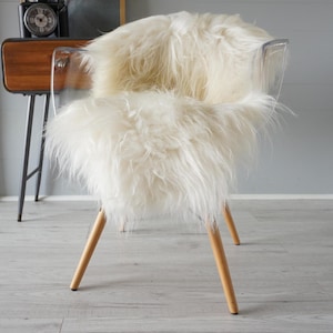 Genuine Single Icelandic Sheepskin Rug | Sheepskin Throw | Shaggy Rug | Real Sheepskin Rug | Scandinavian Sheepskin Rug | Rare Long Wool Rug