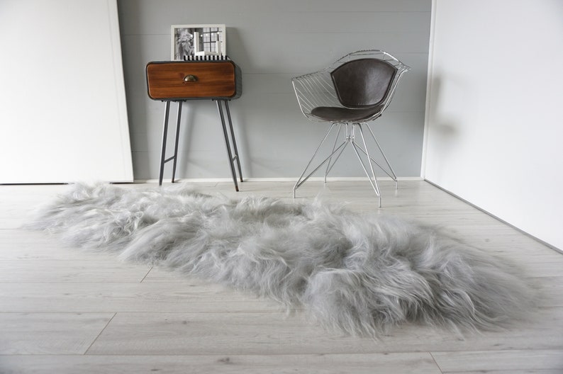 Genuine Double 2 Icelandic Sheepskin Rug  Grey Double image 1