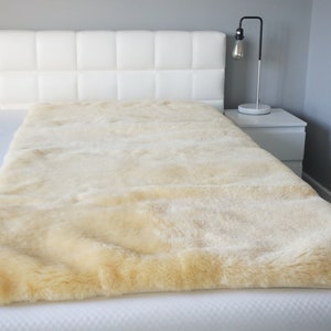 Genuine Medical Sheepskin Mattress Pad | Sheepskin Bed Mat | Sheepskin Underlay | Arthritis Pain Relief | High Quality | Super Soft Wool image 4