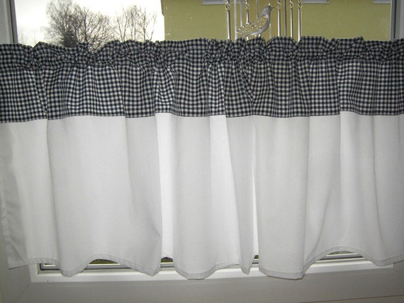 20,5 x 20,5 cm Room Seven Blumen // Punkte Topflappen mint // weiß