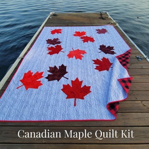 Kanadisches Ahornblatt Quilt Kit: Plüsch Design mit Buffalo Plaid Rückseite - Queen oder King Size