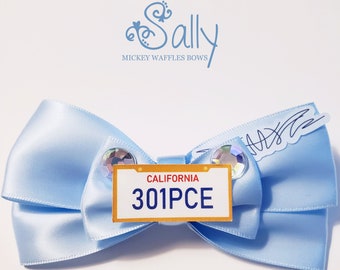 Sally Carrera Hair Bow