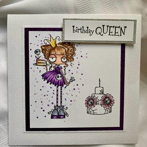 Reina del cumpleaños, tarjeta de feliz cumpleaños, tarjeta de calavera, tarjeta de cumpleaños con forma de pastel, tarjeta gótica