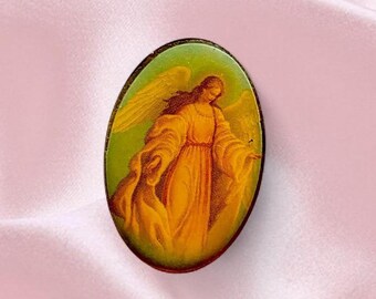 Vintage Pink Angelcore Brooch – Coquette Guardian Angel Pin | Art Nouveau Resin Lapel Pin | Divine Feminine Jewelry Gift