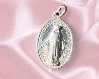 Vintage Silver Miraculous Medal Pendant | Catholic Coquette Heirloom Necklace