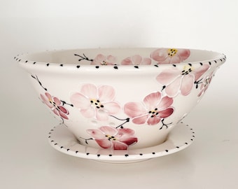 Hand-Painted Cherry Blossom Berry Bowl: Decorative Fruit Bowl