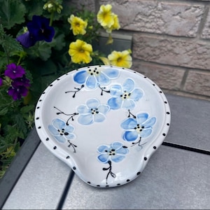 Hand-Painted Ceramic Cherry Blossom Spoon Rest: Whimsical Blue Floral Decor