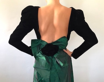 Robe de velours et de taffetas