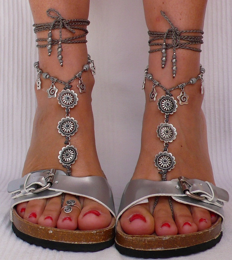 New Beach Sandalo a piedi nudi Gioielli Elegante sposa Moda donna sexy Strato di fascino Catena di collegamento Perline di cristallo Bracciale cavigliera piede  36