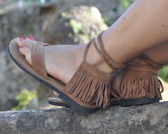 Sandalias de cuero ante camel, sandalias de cuero hippie con flecos, sandalias camel de tanga, sandalias planas, zapatos de verano, sandalias descalzas