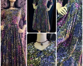 Vintage 1950s/ cotton /rhinestone collar/ floral print/ circle dress by “Alexander Lipton”