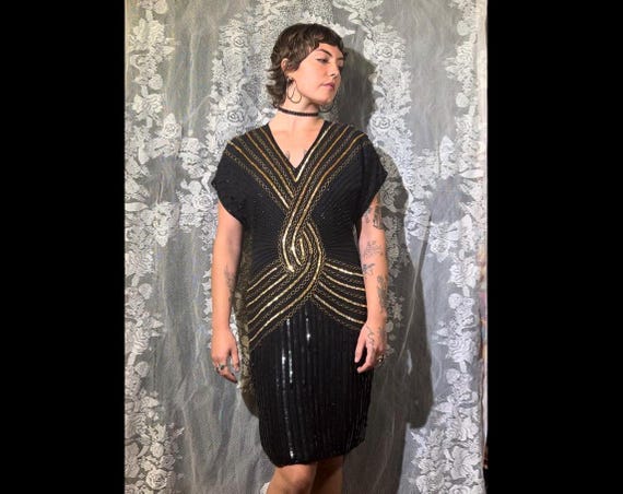 green emerald velvet dress SHIMMER IN GOLD MIDI DRESS – AKIRA