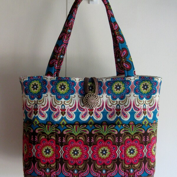 FREE SHIPPING   Handmade Quilted Purse/Tote - Bright  Flower Design Multicolored