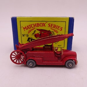 1950s Vintage Matchbox Lesney No.9 Denis Fire Escape Engine
