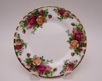 Vintage Royal Albert Made in England Old Country Roses English Bone China Bread and Butter Plate  16 Available