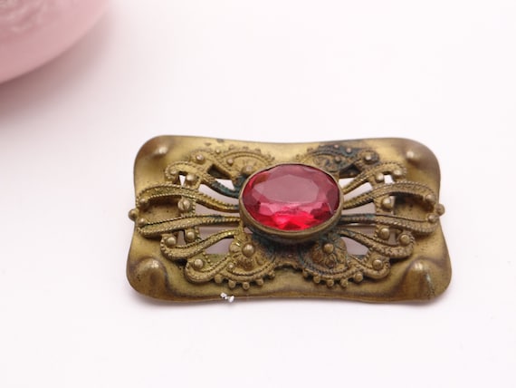 Antique Brooch with Ruby Red Rhinestone on Gold T… - image 1