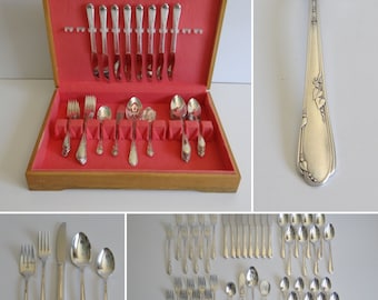1936 Oneida Wm A Rogers Meadowbrook Heather 44 Piece Silverplate Flatware Set Service for 8 with 5 Piece Place Settings in Box