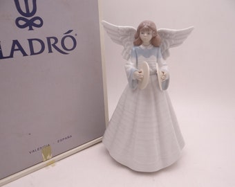 Superb Lladro Christmas Angel Tree Topper Angelic Cymbalist Figurine 5876 in Original Box