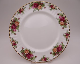 Vintage Royal Albert Made in England English Bone China Old Country Roses Dinner Plate  - 16 Available