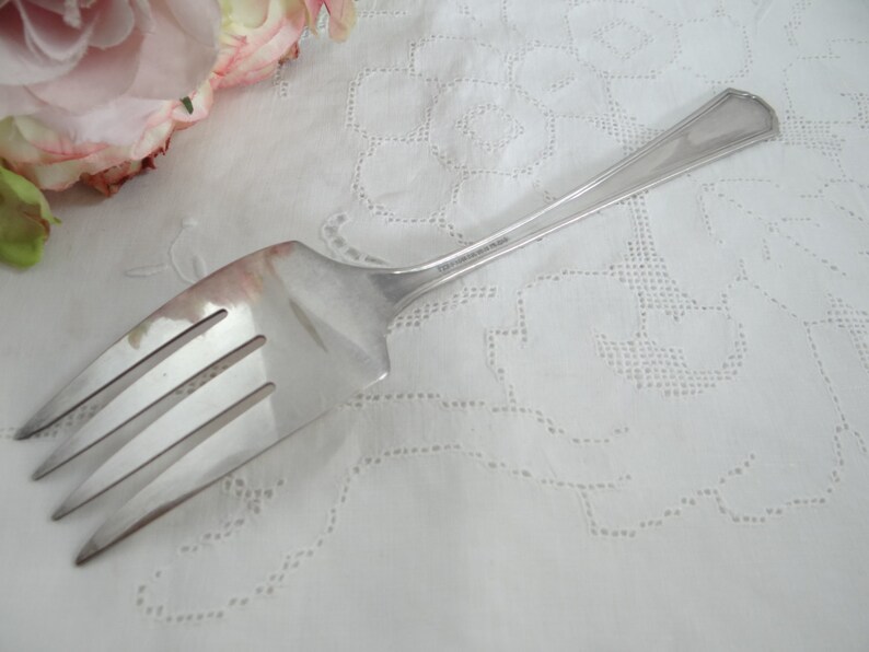 Shabby Chic Flatware Vintage Tablescape 1935 Shelton Serving Fork Cold Meat Fork Vintage Flatware Art Deco Silverplate Fork