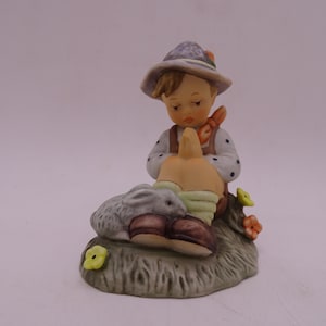 Near Mint Vintage Berta Goebel Hummel Figurine &quot;Nature&#39;s Prayer&quot; BH55