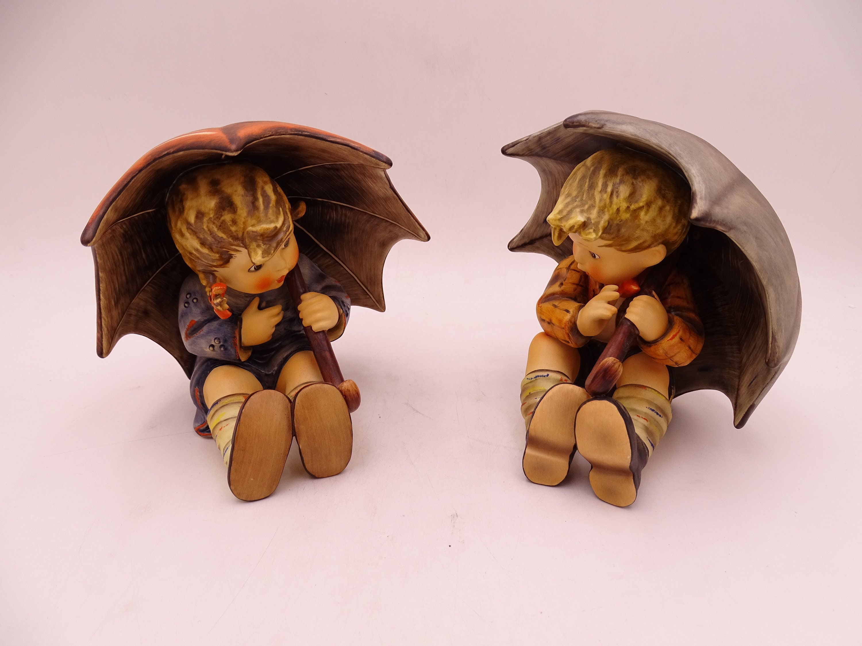 フンメル人形 アンブレラボーイ＆ガール ゲーベル社製 Amazon.com: Vintage Hummel Goebel Umbrella Boy and Girl