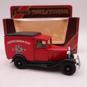 MIB Vintage Lesney Matchbox Y-22 Models of Yesteryear &quot;Canada Post&quot; 1930 Ford Model &quot;A&quot; Van Diecast Car in Original Box