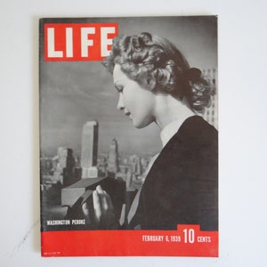 Vintage 1939 Life Magazine February 6 Washington Peruke - Errol Flynn - Crash of the &quot;Cavalier&quot; -Sadie Hawkins Day