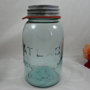 1900s Atlas Strong Shoulder 1 Quart Aqua Blue Mason Jar Canning Jar with Zinc Lid - Wedding Decor