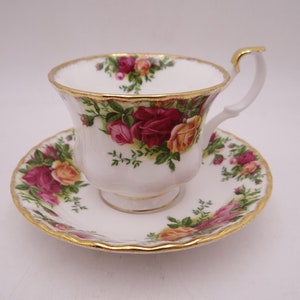 Vintage Royal Albert "Old Country Roses" English Tea Cup and Saucer Set English Teacup - 8 Available