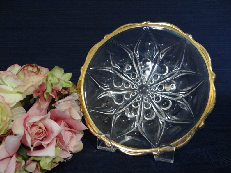 Beautiful glass bowl with gold trim edge Lovely