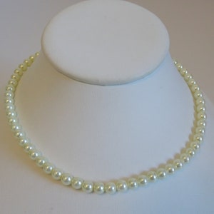 White Faux Pearl Necklace with Adjustable Gold Tone Chain Clasp - Vintage Faux Pearl Necklace