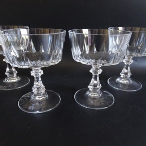 Set of Four Vintage French Crystal D&#39;Arques Durand &quot;Louvre&quot; Crystal Champagne Glasses / Tall Sherbet Dishes