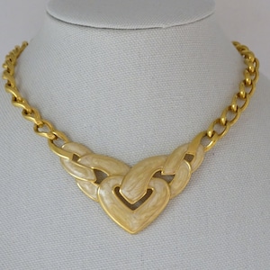Vintage Napier Gold Tone and Cream Enamel Intertwined Heart Necklace - Classic Styling - Classic and Elegant Heart Necklace
