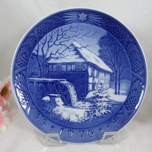 Vintage Royal Copenhagen 1976 Christmas Plate Vibaek Water Mill