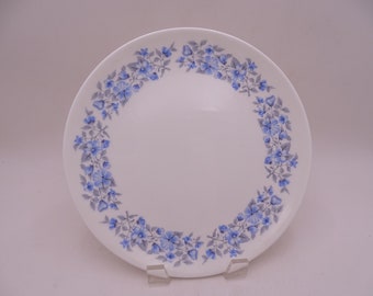 Vintage Wedgwood English Bone China Blue and White Luncheon Plate "Petra" Pattern