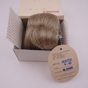 Global Dolls Hunter Size 9-10 Blonde Doll Wig - NIB - New in Box
