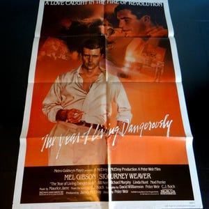 Original One Sheet Movie Poster 1982 "The Year of Living Dangerously" - Mel Gibson,  Sigourney Weaver,  Linda Hunt