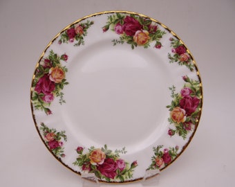 Vintage Made in England Royal Albert English Bone China Old Country Roses Salad or Lunch Plate  - 21 Available