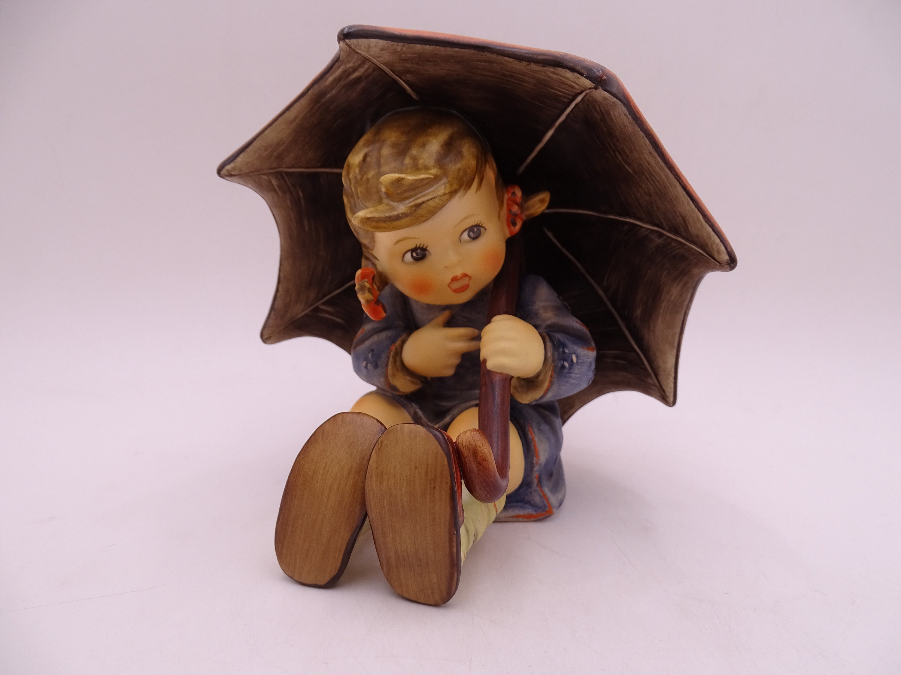 ビンテージ フンメル人形 ゲーベル社 Umbrella Boy 152/A/0