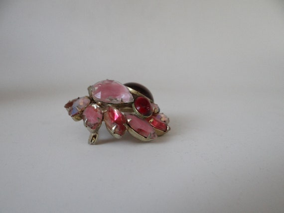 Stunning Shades of Pink and Red Rhinestone Dome B… - image 9