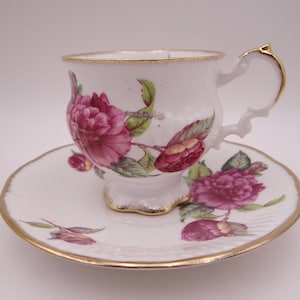 Vintage Elizabethan English Bone China Purple Rose Teacup and Saucer Pretty Tea Cup