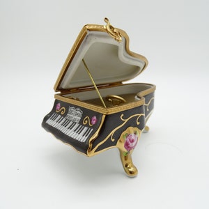 Vintage Peint Main Limoges France Hand Painted Grand Piano Music Box