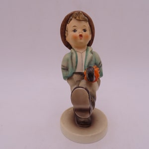 Vintage Goebel MJ  Hummel &quot;Happy Traveller&quot; Boy Figurine #109/0 TMK-3