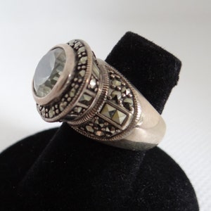 Pale Green Faceted Rhinestone Oval Ring on a  Sterling Silver Setting with Hematite Accents - Size 6 - Gift for Her - Simple Elegant Design