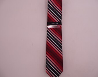 New VanHeusen Diagonal Striped Tie with Tie Clip with original labels Great Necktie gift for Him