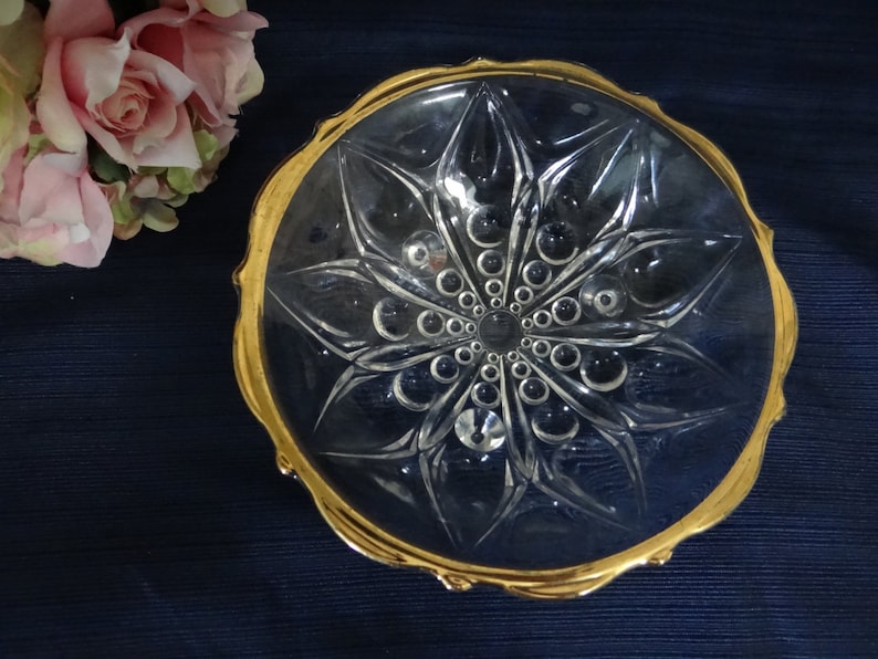 Beautiful glass bowl with gold trim edge Lovely